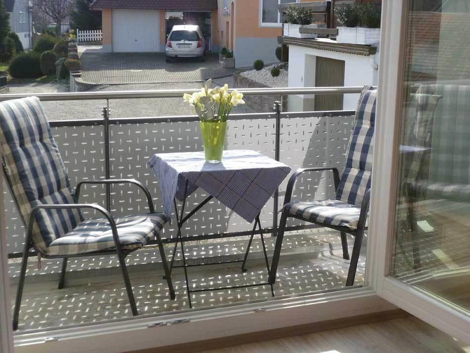 אטנהיים Ferienwohnung Am Bienenfeld חדר תמונה